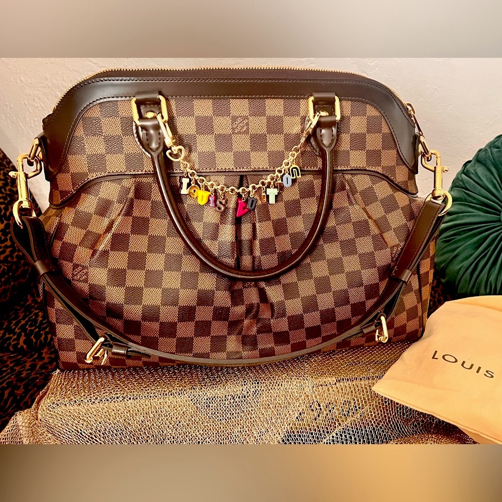 ✨StunNinG Brand New** Large Louis Vuitton Damier Eb Canvas& Leather Trevi GM